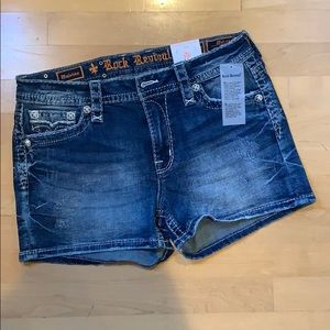 Mid-rise Rock Revival Shorts